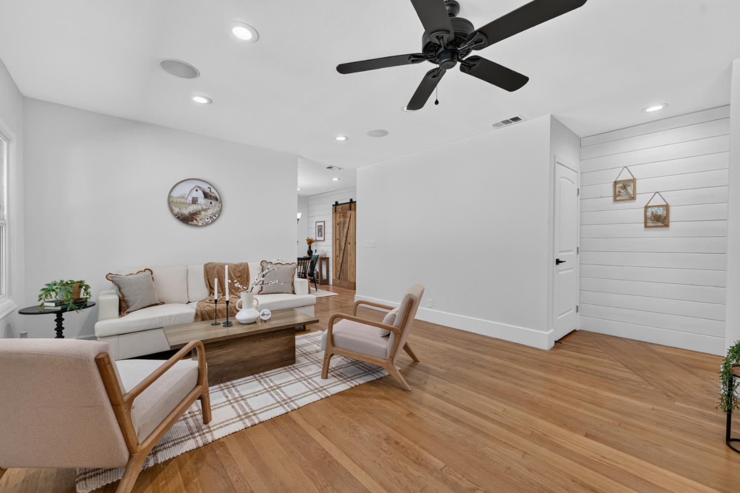 4335 Walnut Avenue Sacramento, CA 95821 - Photo 13 of 62