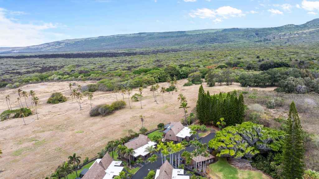 95-789 Ninole Loop Road, Unit 42 Naalehu, HI 96772 - Photo 21 of 30 a view of lake with mountain