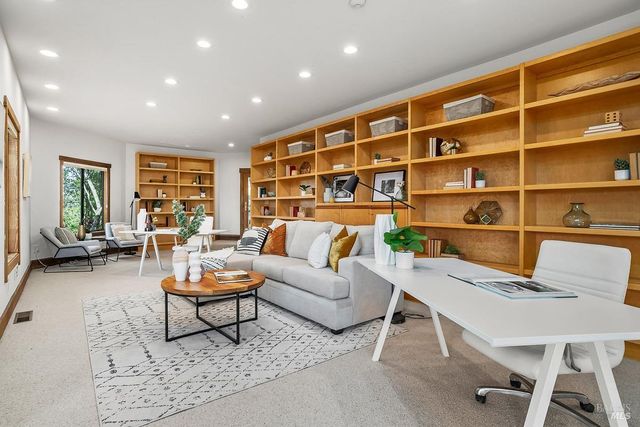 $4,700,000 | 1100 Bayhills Drive, San Rafael, CA 94903