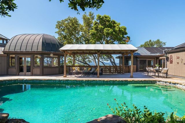 $4,700,000 | 1100 Bayhills Drive, San Rafael, CA 94903