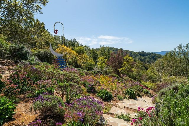 $4,700,000 | 1100 Bayhills Drive, San Rafael, CA 94903