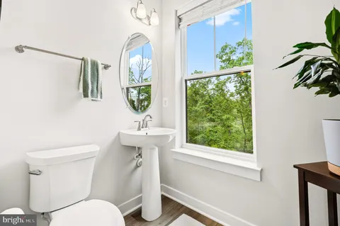 $624,999 | 20851 Owenmore Terrace, Sterling, VA 20166