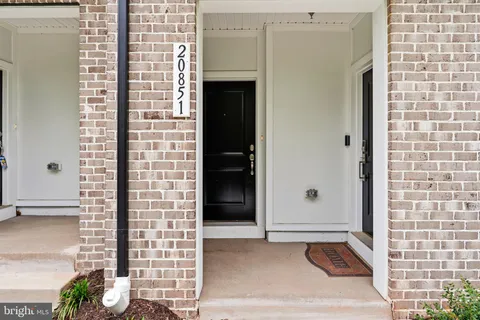 $624,999 | 20851 Owenmore Terrace, Sterling, VA 20166