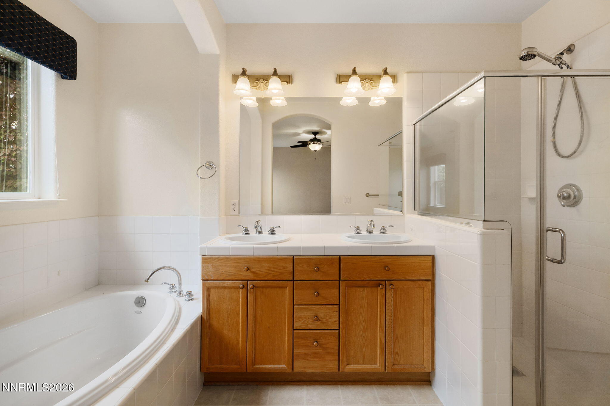 9355 Hummer Court Reno, NV 89521 - Photo 17 of 29 14-web-or-mls-9355 Hummer Ct-15