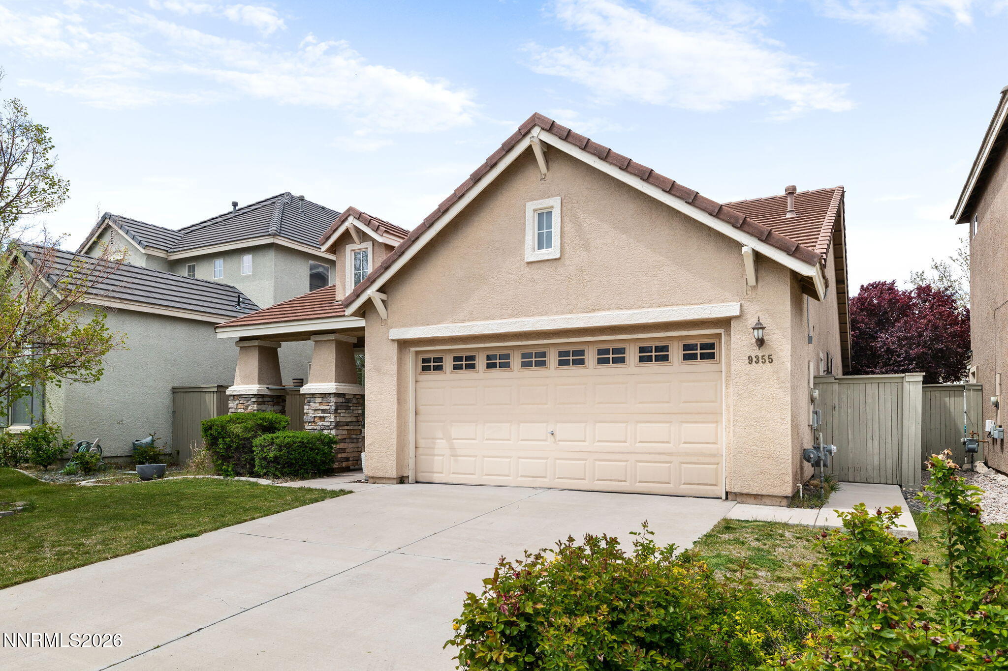9355 Hummer Court Reno, NV 89521 - Photo 2 of 29 27-web-or-mls-9355 Hummer Ct-28