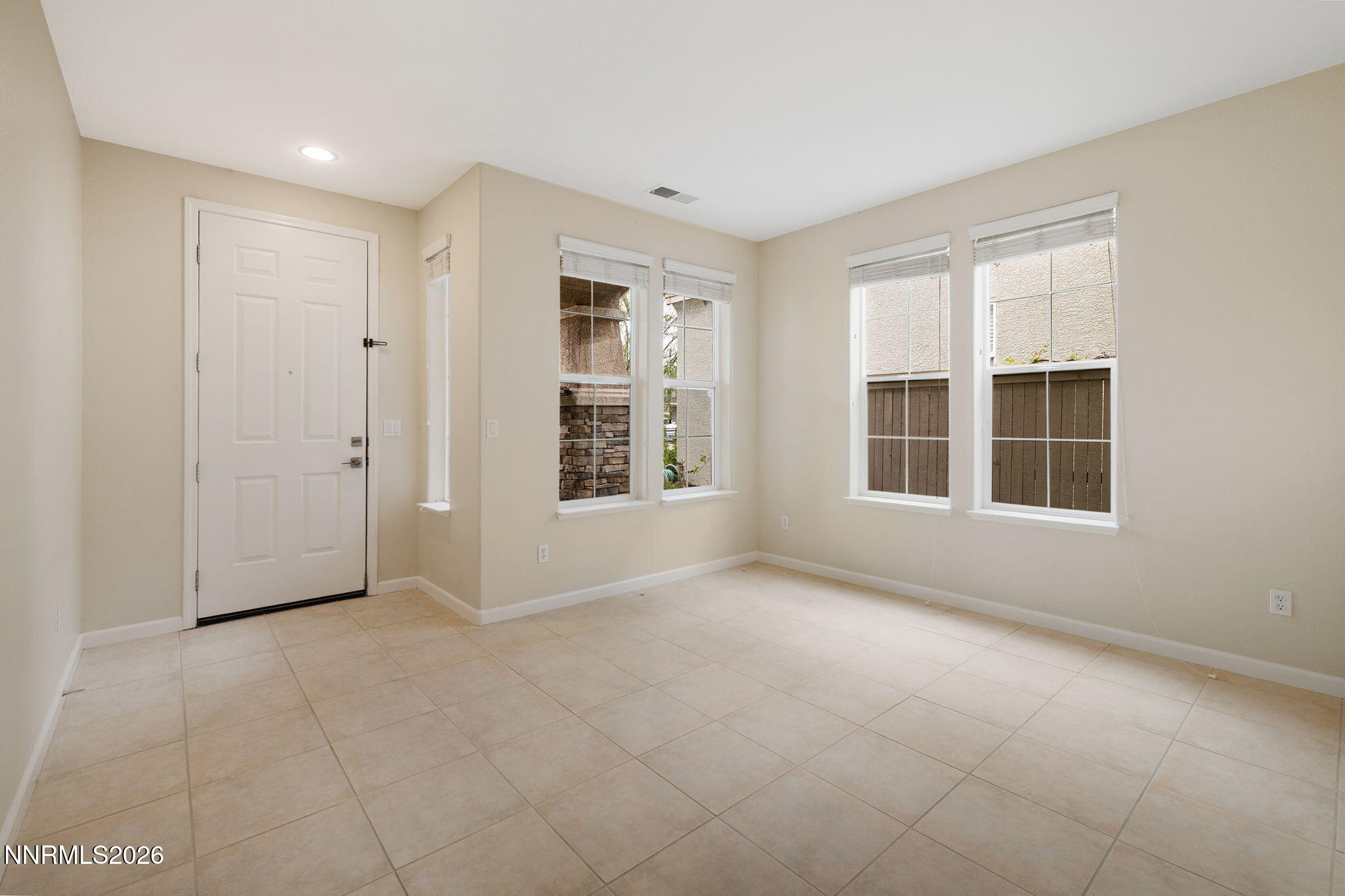 9355 Hummer Court Reno, NV 89521 - Photo 4 of 29 1-web-or-mls-9355 Hummer Ct-2