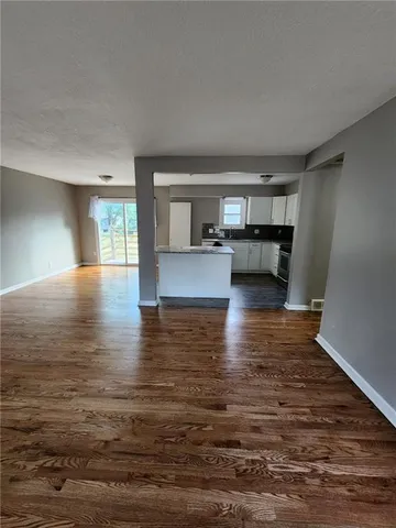 $220,000 | 11013 East 53 Terrace, Raytown, MO 64133