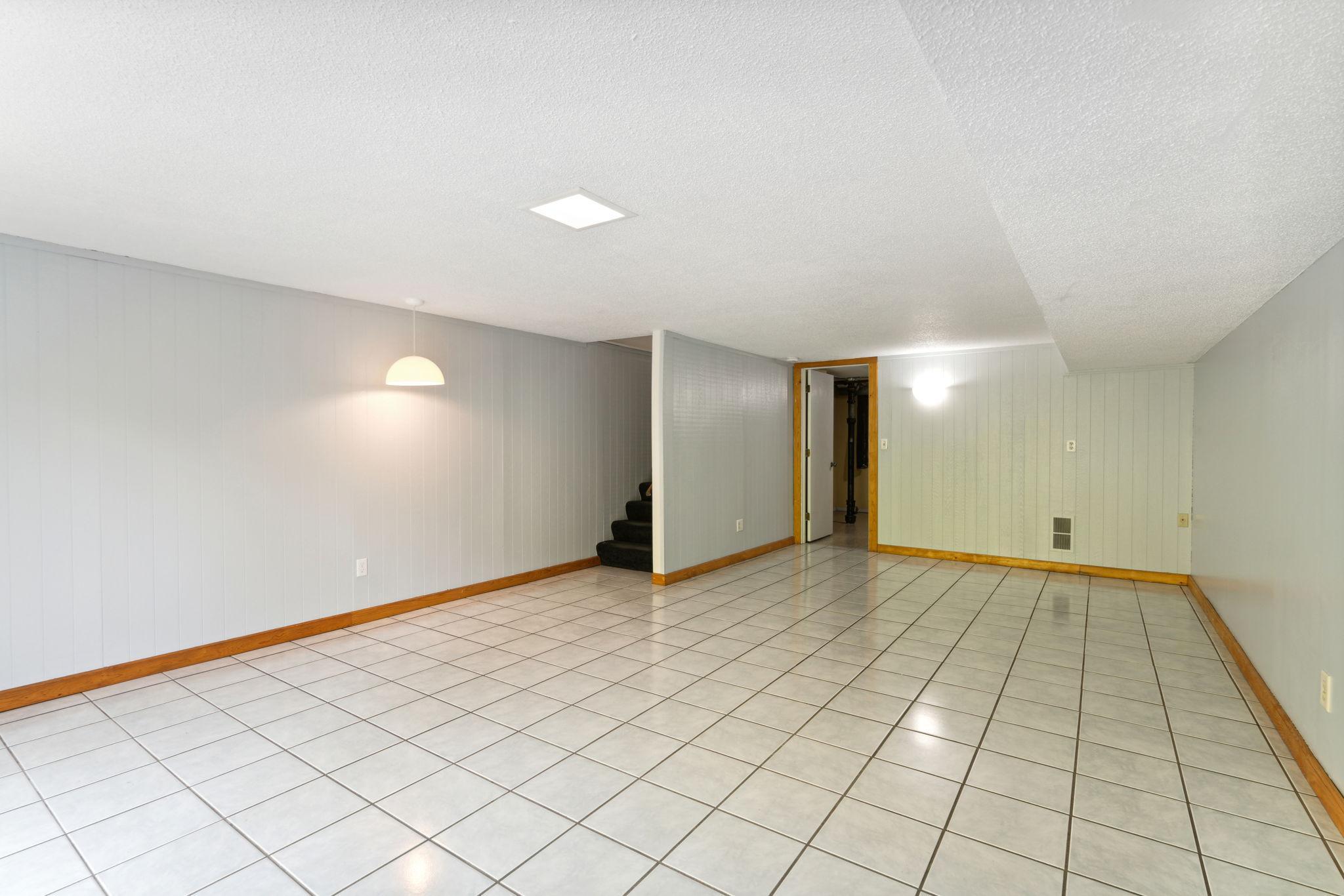 6190 Golden Valley Road Golden Valley, MN 55422 - Photo 23 of 34