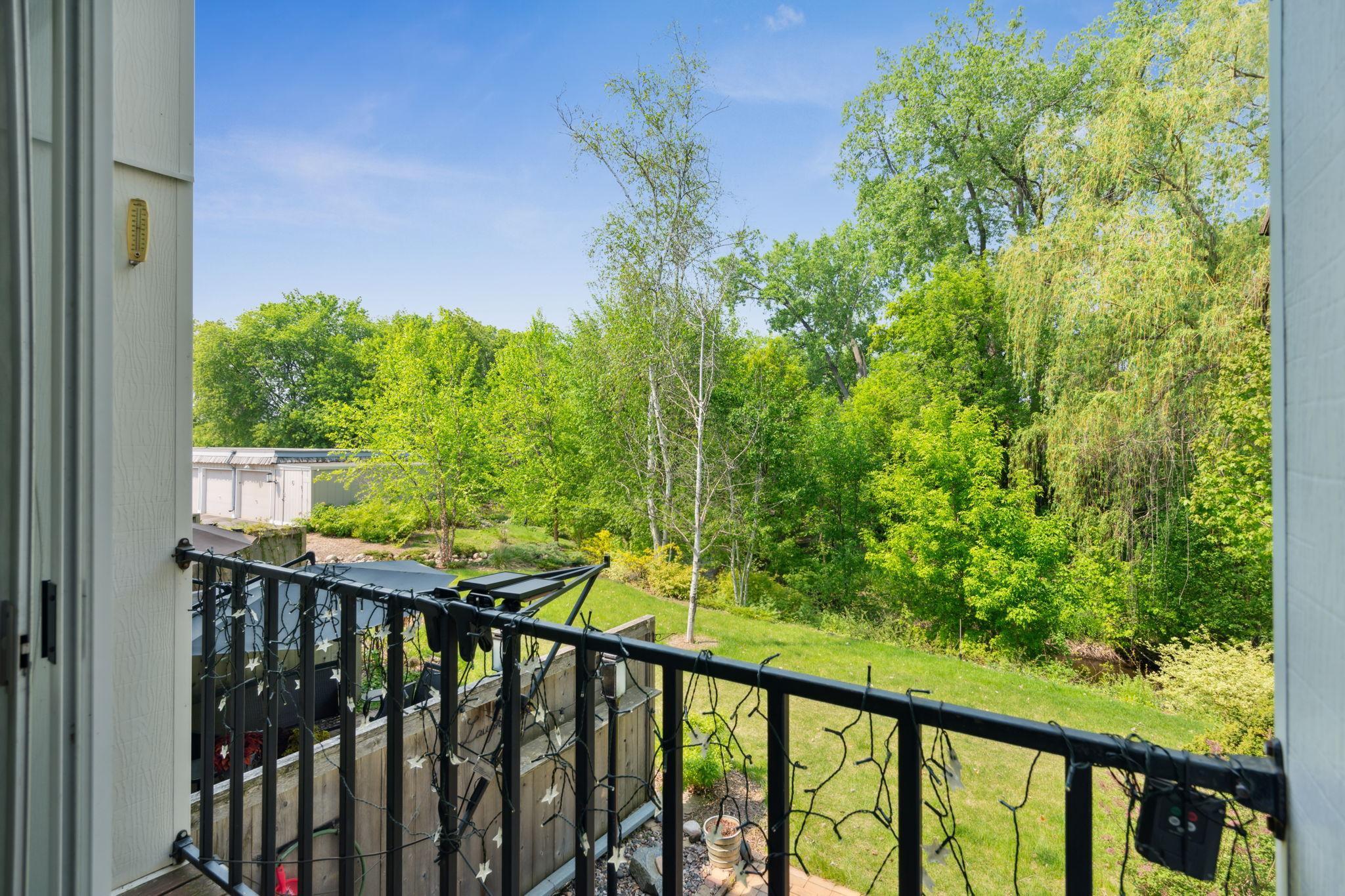 6190 Golden Valley Road Golden Valley, MN 55422 - Photo 10 of 34