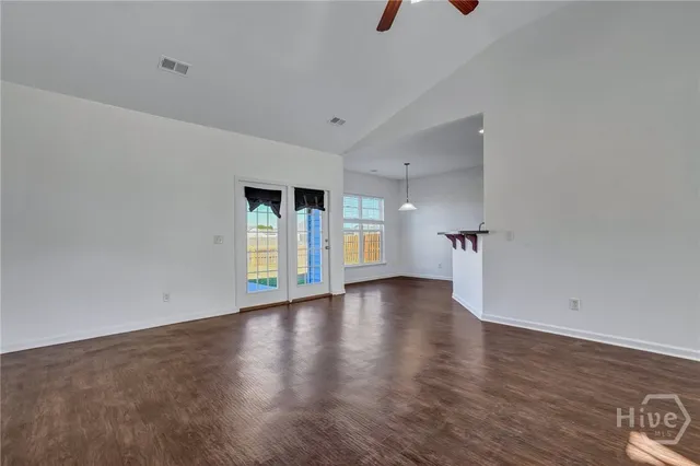 $2,050 | 179 Willow Point Circle, Savannah, GA 31407