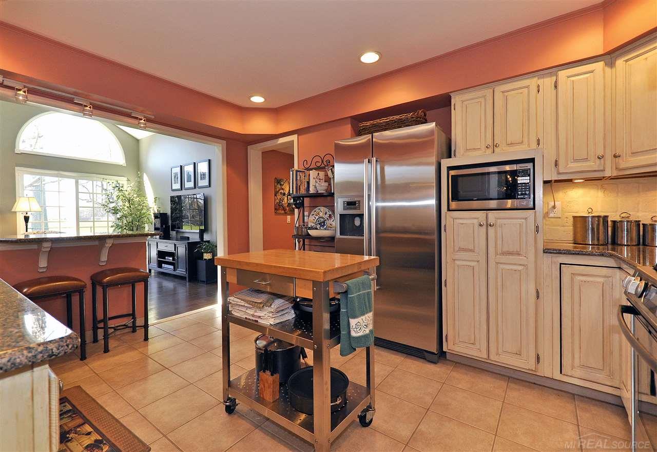 483 Shoreham Road Grosse Pointe Woods, MI 48236 - Photo 22 of 44