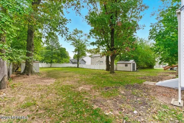 a view of a out door of the house