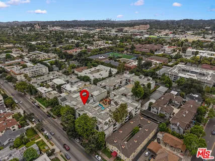 $475,000 | 355 South Los Robles Avenue, Unit 210, Pasadena, CA 91101