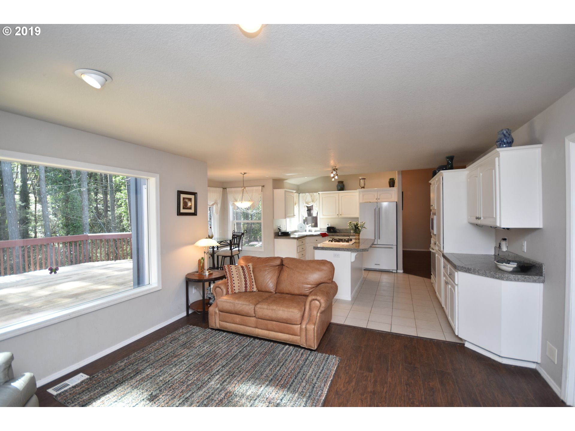 17844 Southwest Bryan Way Beaverton, OR 97007 - Photo 11 of 23 Gallery Image 11