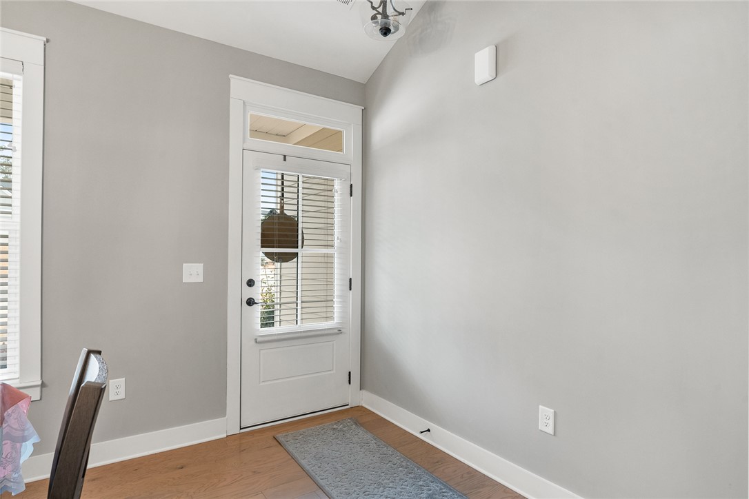 215 Timothy Court Anderson, SC 29621 - Photo 4 of 37