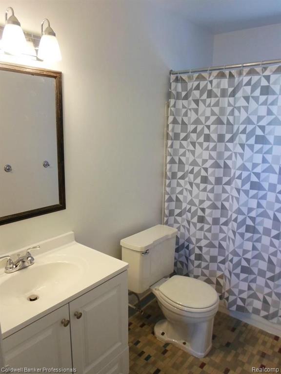1713 East 14 Mile Road, Unit 19 Birmingham, MI 48009 - Photo 13 of 14