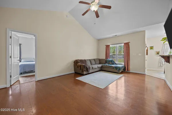 $309,900 | 257 East Ivybridge Drive, Hubert, NC 28539