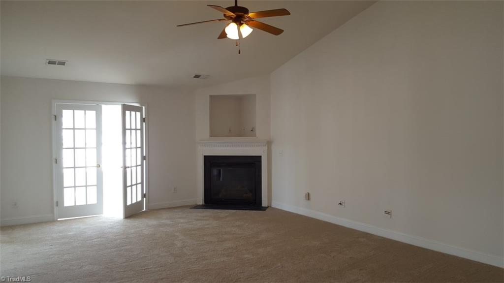 5813 Sunny Ridge Trail Clemmons, NC 27012 - Photo 8 of 18 Living Room