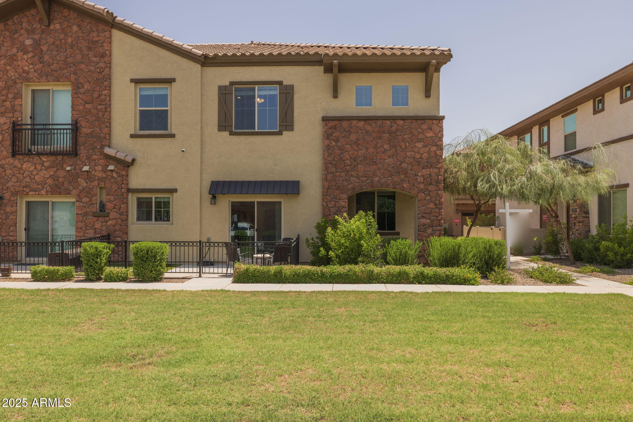 2746 South Decatur Drive, Unit 102 Gilbert, AZ 85295 - Photo 6 of 43 Frontyard