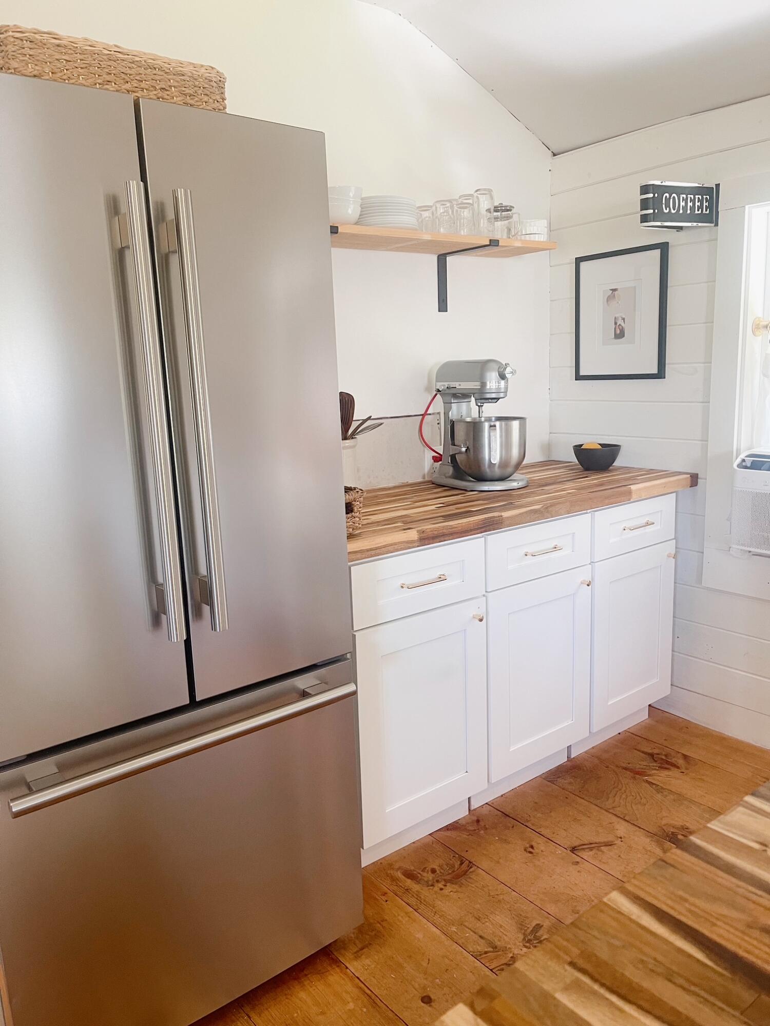 194 Wellington Road Parkman, ME 04443 - Photo 13 of 45 194 Wellington Kitchen2