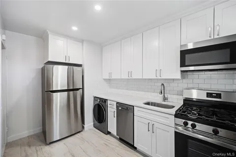 $349,000 | 73-23 220th Street, Unit 2 | Oakland Gardens