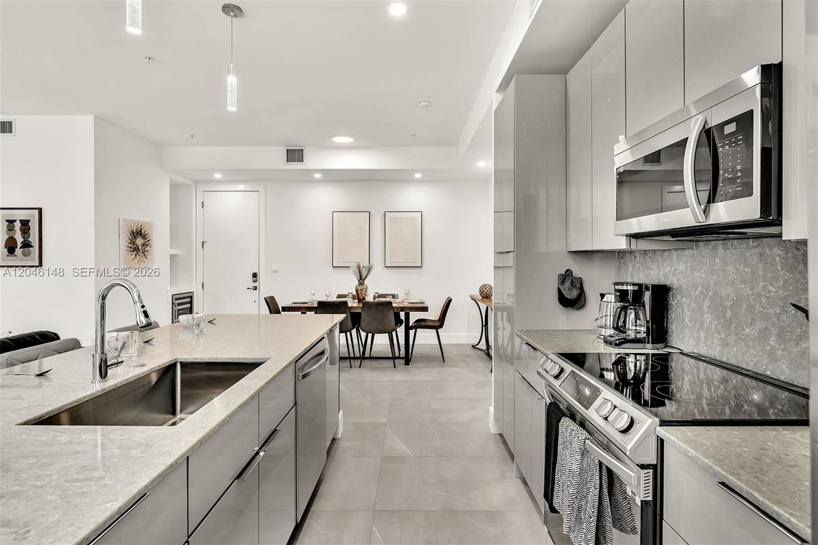 2100 Miami Road, Unit 204 Fort Lauderdale, FL 33316 - Photo 4 of 32