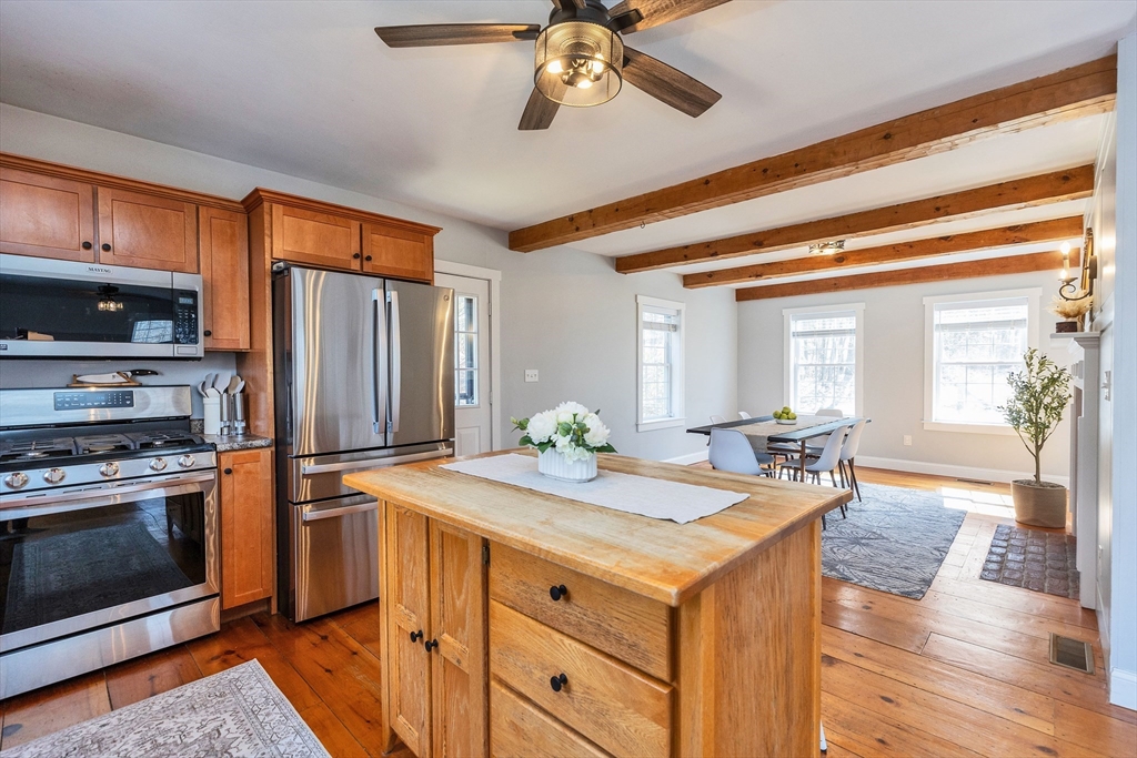 189 Byam Road New Boston, NH 03070 - Photo 7 of 38