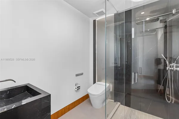 $16,950,000 | 650 Royal Plaza Drive, Fort Lauderdale, FL 33301