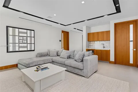 $16,950,000 | 650 Royal Plaza Drive, Fort Lauderdale, FL 33301