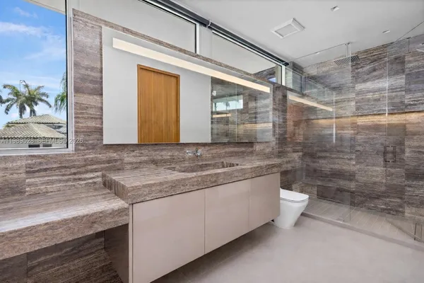 $16,950,000 | 650 Royal Plaza Drive, Fort Lauderdale, FL 33301