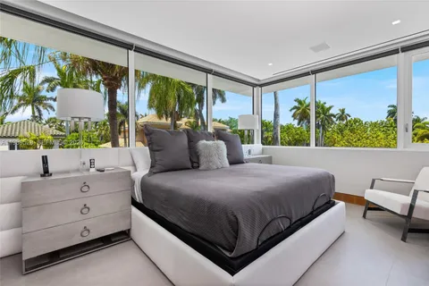 $16,950,000 | 650 Royal Plaza Drive, Fort Lauderdale, FL 33301