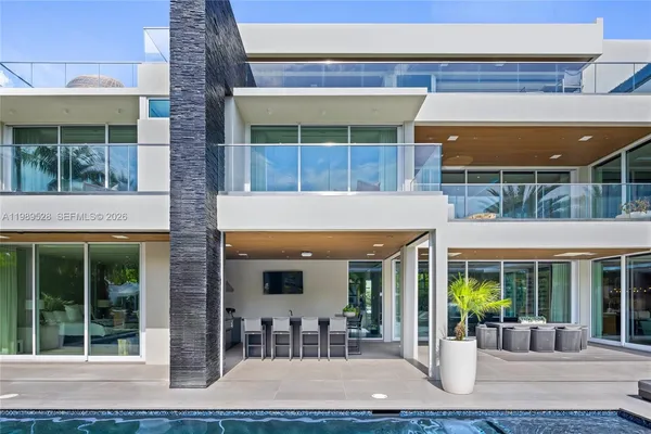 $16,950,000 | 650 Royal Plaza Drive, Fort Lauderdale, FL 33301