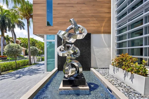 $16,950,000 | 650 Royal Plaza Drive, Fort Lauderdale, FL 33301