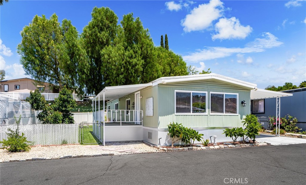 15181 Van Buren Boulevard, Unit 74 Riverside, CA 92504 - Photo 3 of 42