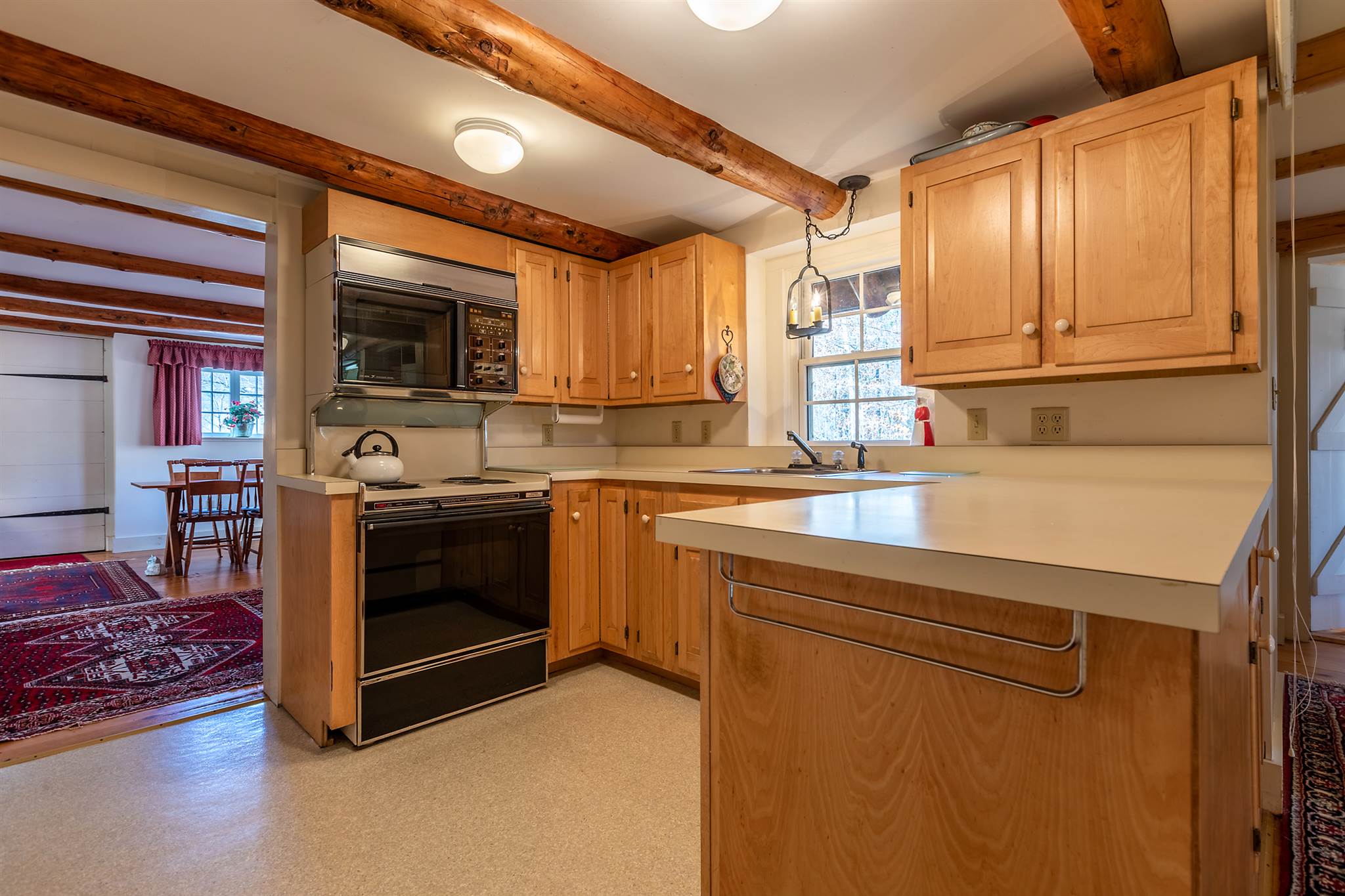 519 Cherry Hill Road Pomfret, VT 05084 - Photo 9 of 40 Gallery Image 9