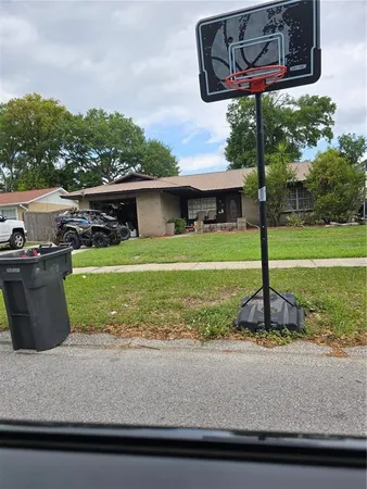 $364,000 | 1235 Tulipwood Drive, Seffner, FL 33584