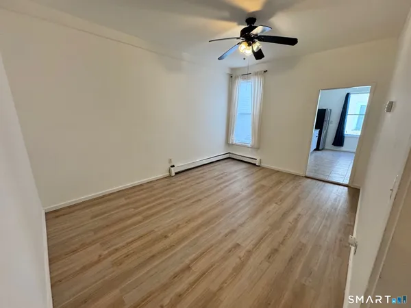 $2,850 | 1-3 Seeley Street, Unit 2, Bridgeport, CT 06605