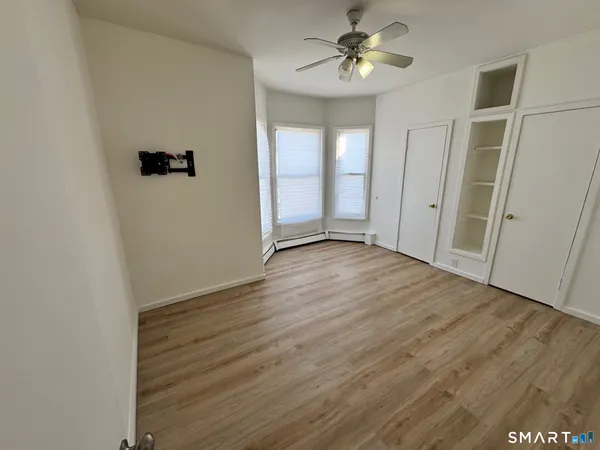 $2,850 | 1-3 Seeley Street, Unit 2, Bridgeport, CT 06605