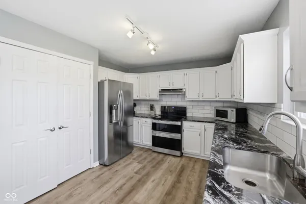 $289,900 | 30 Victory Hill, Coatesville, IN 46121