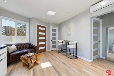 $2,495,000 | 10514 Kinnard Avenue, Los Angeles, CA 90024