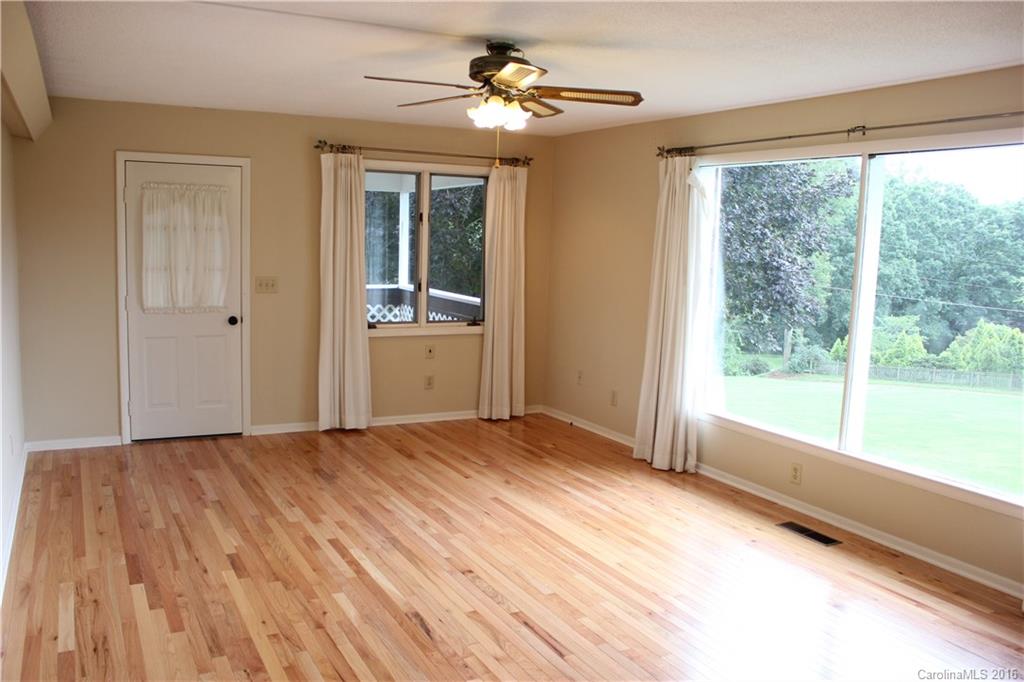 229 Ledbetter Road Arden, NC 28704 - Photo 8 of 24 Gallery Image 8