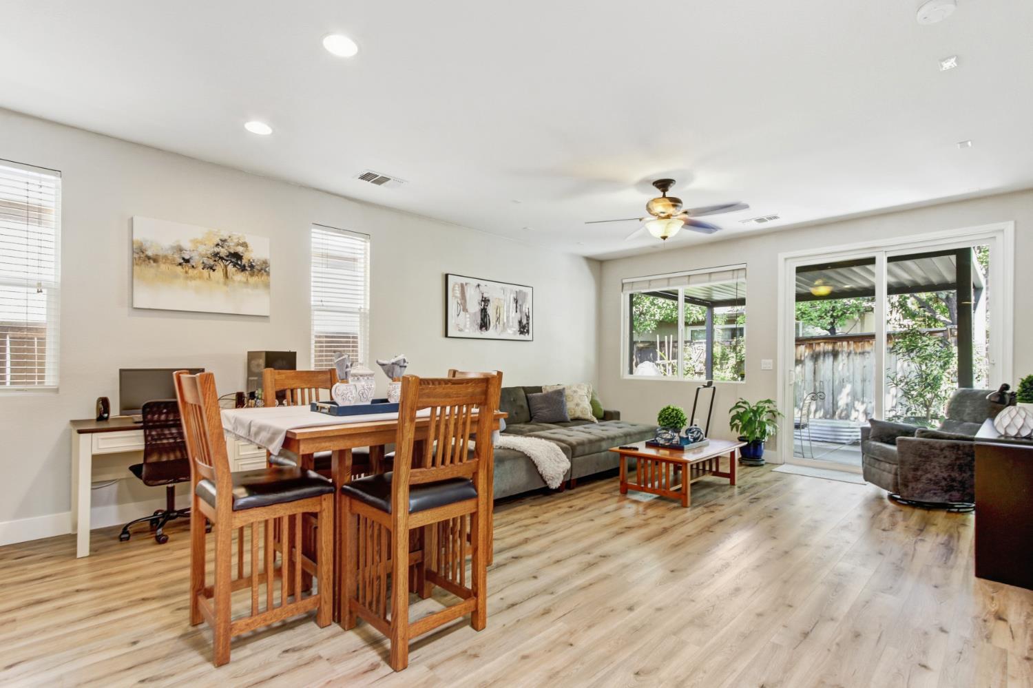 2272 Ellesmere Loop Roseville, CA 95747 - Photo 6 of 38
