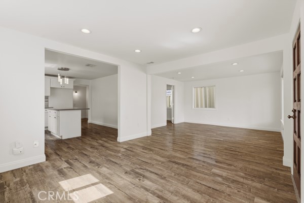 524 Mountain View Street Altadena, CA 91001 - Photo 7 of 32