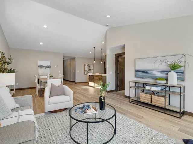 $389,900 | 232 South Chestnut Street, Ellsworth, WI 54011