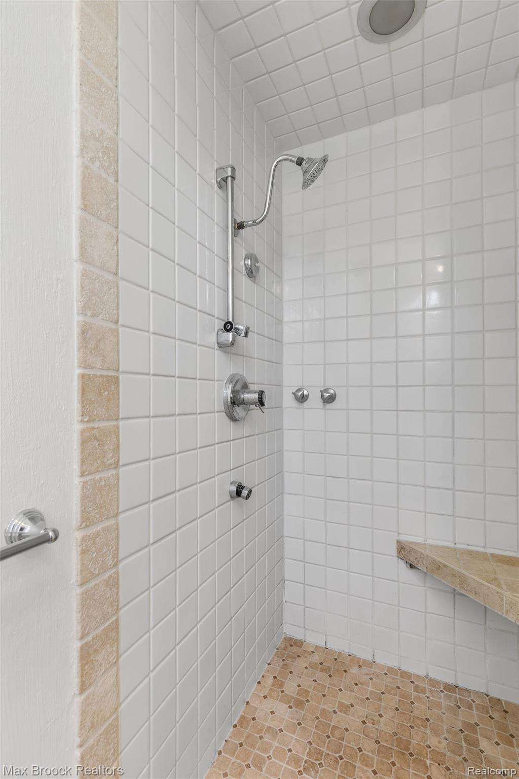 3797 South Darlington Road Bloomfield Hills, MI 48301 - Photo 35 of 63 Primary bath shower