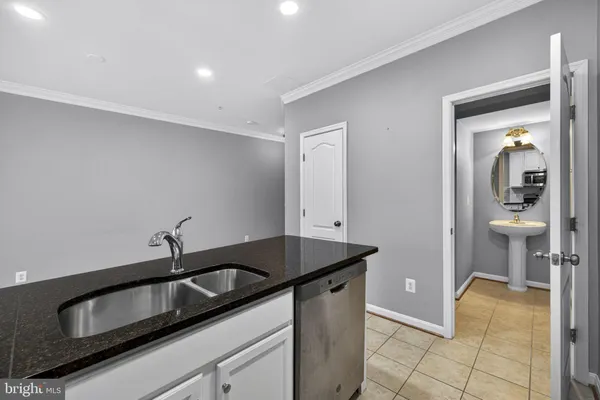 $490,000 | 19464 Promenade Drive, Leesburg, VA 20176