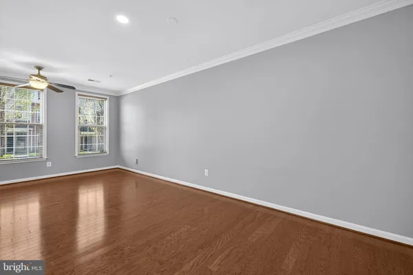 $490,000 | 19464 Promenade Drive, Leesburg, VA 20176