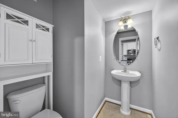 $490,000 | 19464 Promenade Drive, Leesburg, VA 20176