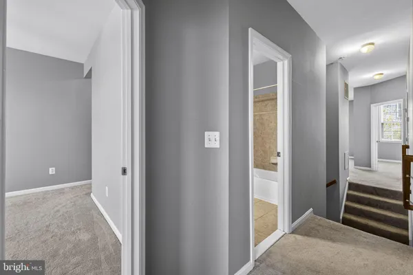 $490,000 | 19464 Promenade Drive, Leesburg, VA 20176