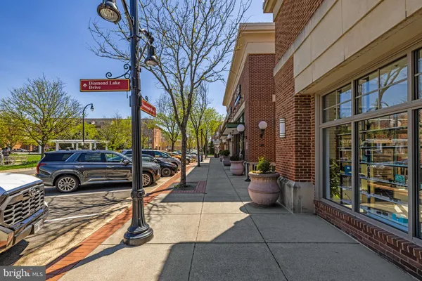 $490,000 | 19464 Promenade Drive, Leesburg, VA 20176